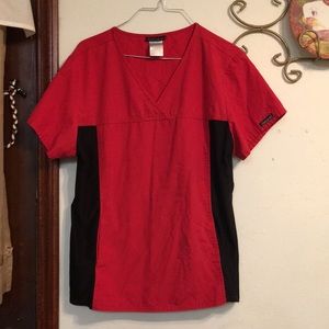 Red/black Cherokee Scrub Top
